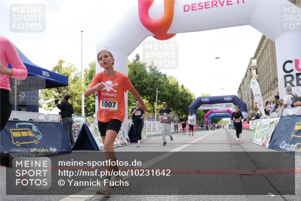 06.09.2026 - CURREX Alsterlauf Yannick Fuchs http://msf.ph/oto/10231642 06.09.2026 11:58:16 Ziel 1007, 1020, 1077, 1158, 1178, 1179, 1180, 1199, 8048, 8300 meine-sportfotos.de