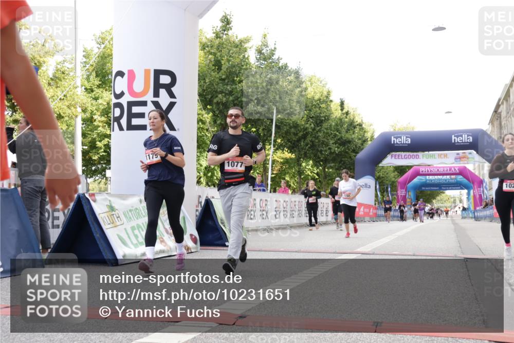 06.09.2026 - CURREX Alsterlauf Yannick Fuchs http://msf.ph/oto/10231651 06.09.2026 11:58:17 Ziel 1007, 1020, 1077, 1158, 1178, 1179, 1180, 1199, 8048, 8300 meine-sportfotos.de