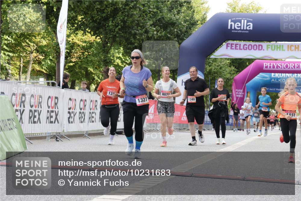 06.09.2026 - CURREX Alsterlauf Yannick Fuchs http://msf.ph/oto/10231683 06.09.2026 11:58:58 Ziel 1111, 1200, 1224, 1240, 1301, 1327, 1329, 1333, 4444, 8046, 8070 meine-sportfotos.de