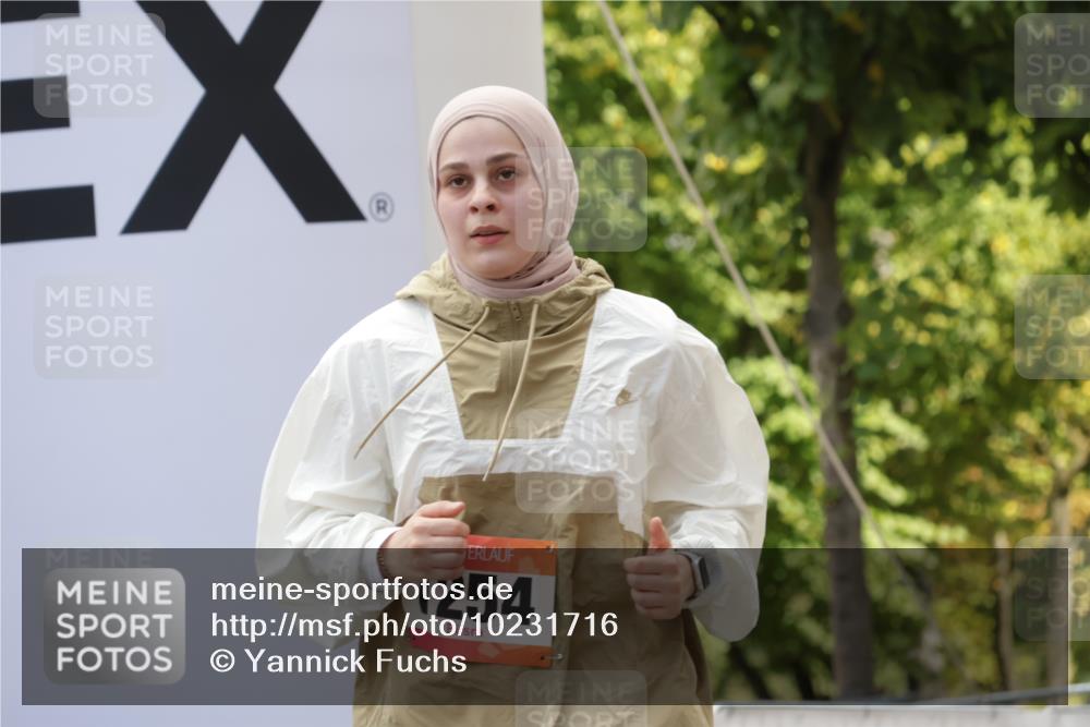 06.09.2026 - CURREX Alsterlauf Yannick Fuchs http://msf.ph/oto/10231716 06.09.2026 11:59:14 Ziel 1081, 1254, 1304, 1330 meine-sportfotos.de