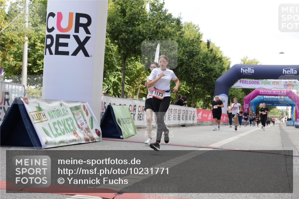 06.09.2026 - CURREX Alsterlauf Yannick Fuchs http://msf.ph/oto/10231771 06.09.2026 11:59:29 Ziel 1018, 1068, 1069, 1173, 1261, 1291 meine-sportfotos.de