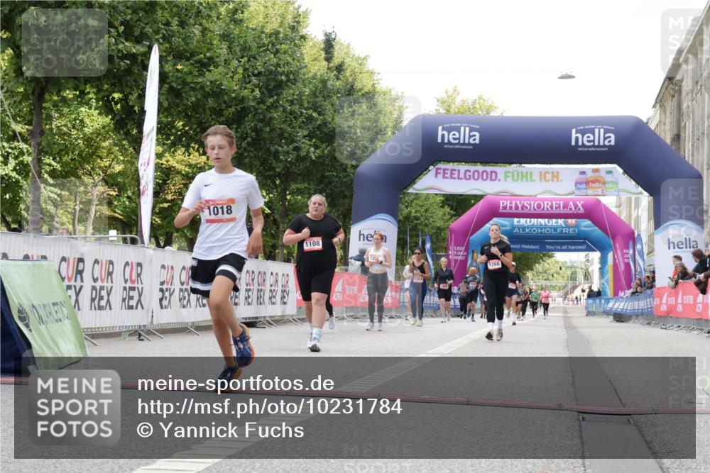 06.09.2026 - CURREX Alsterlauf Yannick Fuchs http://msf.ph/oto/10231784 06.09.2026 11:59:32 Ziel 1018, 1068, 1069, 1108, 1173, 1261, 1291 meine-sportfotos.de