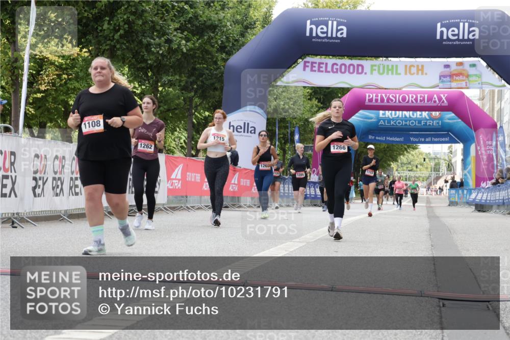 06.09.2026 - CURREX Alsterlauf Yannick Fuchs http://msf.ph/oto/10231791 06.09.2026 11:59:34 Ziel 1018, 1108, 1173, 1215, 1261, 1262, 1266 meine-sportfotos.de
