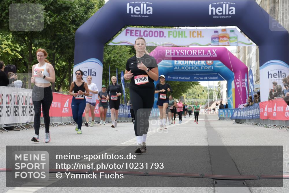 06.09.2026 - CURREX Alsterlauf Yannick Fuchs http://msf.ph/oto/10231793 06.09.2026 11:59:35 Ziel 1018, 1108, 1173, 1215, 1261, 1262, 1266 meine-sportfotos.de