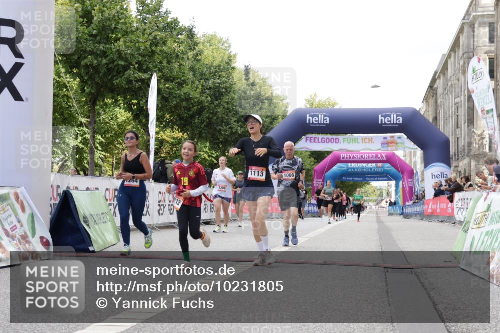 06.09.2026 - CURREX Alsterlauf Yannick Fuchs http://msf.ph/oto/10231805 06.09.2026 11:59:42 Ziel 1006, 1108, 1205, 1206, 1215, 1262, 1266 meine-sportfotos.de