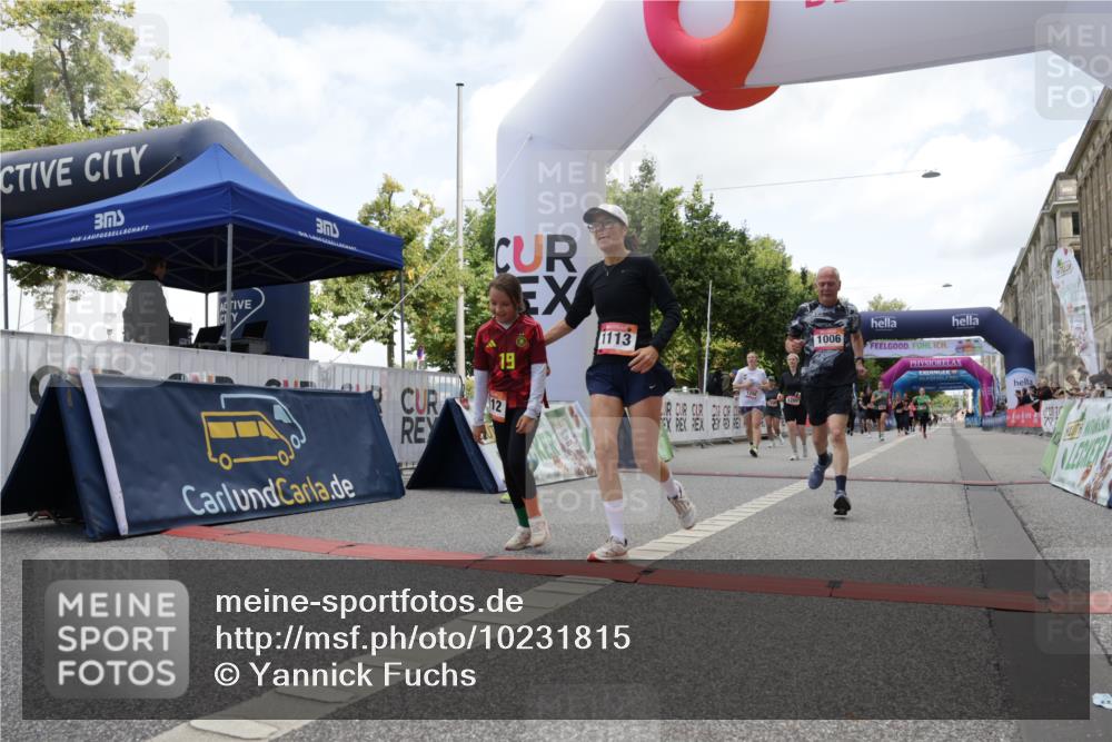 06.09.2026 - CURREX Alsterlauf Yannick Fuchs http://msf.ph/oto/10231815 06.09.2026 11:59:44 Ziel 1006, 1120, 1205, 1206, 1215, 1262, 1266, 1275, 8139 meine-sportfotos.de
