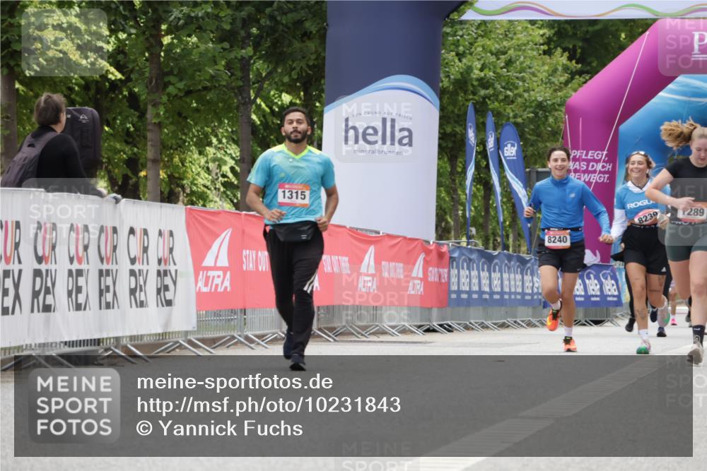 06.09.2026 - CURREX Alsterlauf Yannick Fuchs http://msf.ph/oto/10231843 06.09.2026 12:00:03 Ziel 1223, 1247, 1289, 1340 meine-sportfotos.de