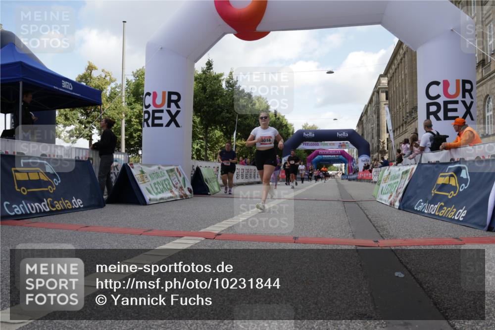 06.09.2026 - CURREX Alsterlauf Yannick Fuchs http://msf.ph/oto/10231844 06.09.2026 11:58:31 Ziel 1082, 1182, 1306, 1314, 1334, 8016 meine-sportfotos.de
