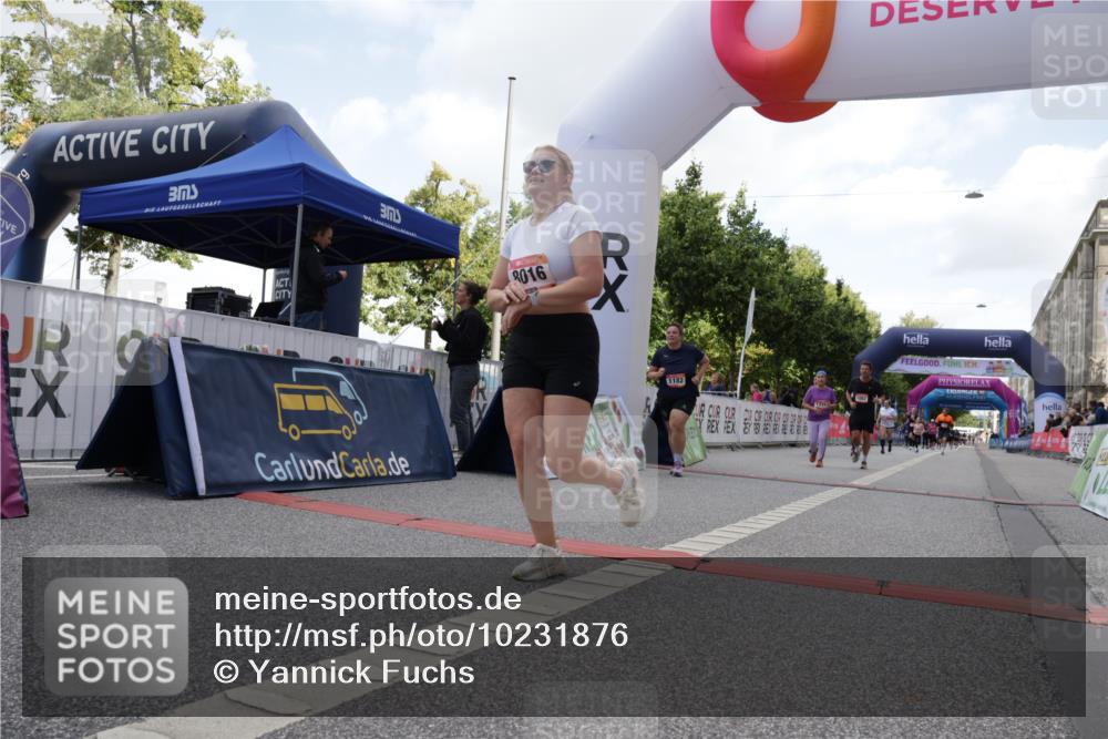 06.09.2026 - CURREX Alsterlauf Yannick Fuchs http://msf.ph/oto/10231876 06.09.2026 11:58:32 Ziel 1082, 1182, 1235, 1314, 1334, 8016 meine-sportfotos.de