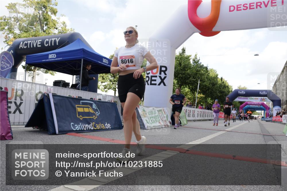06.09.2026 - CURREX Alsterlauf Yannick Fuchs http://msf.ph/oto/10231885 06.09.2026 11:58:32 Ziel 1082, 1182, 1235, 1314, 1334, 8016 meine-sportfotos.de