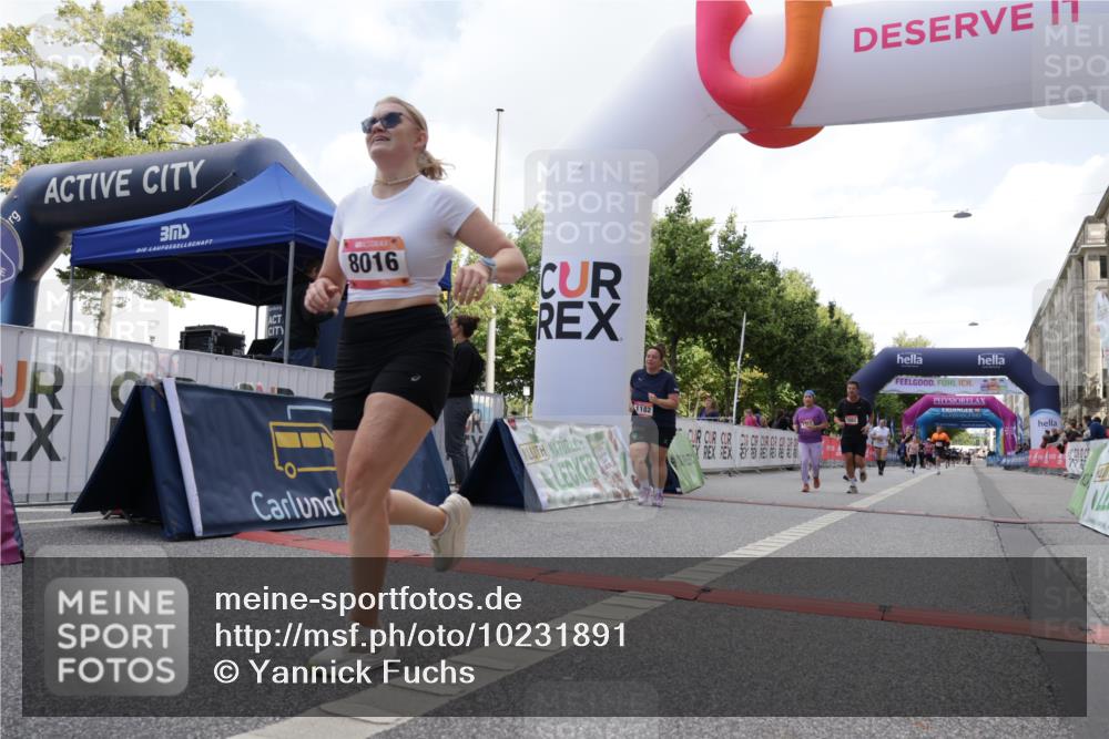 06.09.2026 - CURREX Alsterlauf Yannick Fuchs http://msf.ph/oto/10231891 06.09.2026 11:58:32 Ziel 1082, 1182, 1235, 1314, 1334, 8016 meine-sportfotos.de
