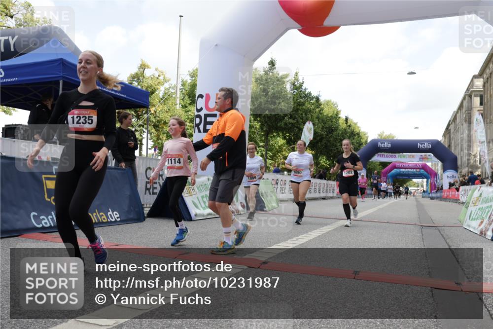 06.09.2026 - CURREX Alsterlauf Yannick Fuchs http://msf.ph/oto/10231987 06.09.2026 11:58:40 Ziel 1001, 1082, 1089, 1090, 1114, 1115, 1202, 1235, 1314, 1334 meine-sportfotos.de