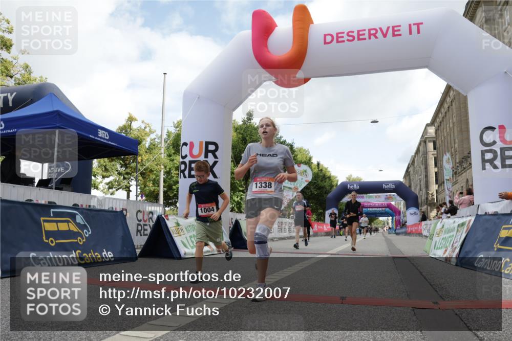 06.09.2026 - CURREX Alsterlauf Yannick Fuchs http://msf.ph/oto/10232007 06.09.2026 12:01:07 Ziel 1170, 1177, 1270, 1273, 1338, 3755, 4802 meine-sportfotos.de