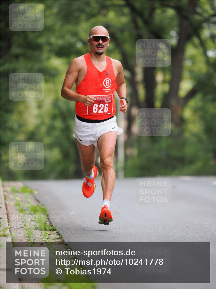 13.09.2026 - 21. swb-Marathon Bremen TobiasT http://msf.ph/oto/10241778 13.09.2026 11:13:31 Laufen 626 meine-sportfotos.de