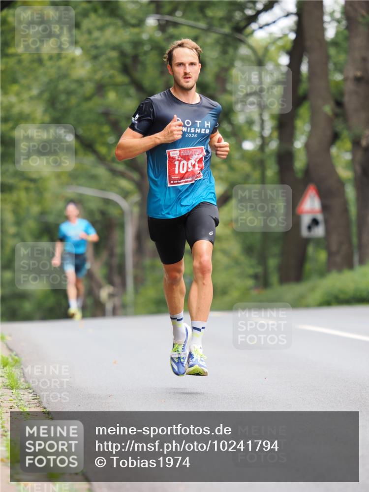 13.09.2026 - 21. swb-Marathon Bremen TobiasT http://msf.ph/oto/10241794 13.09.2026 11:14:36 Laufen 2026, 109 meine-sportfotos.de