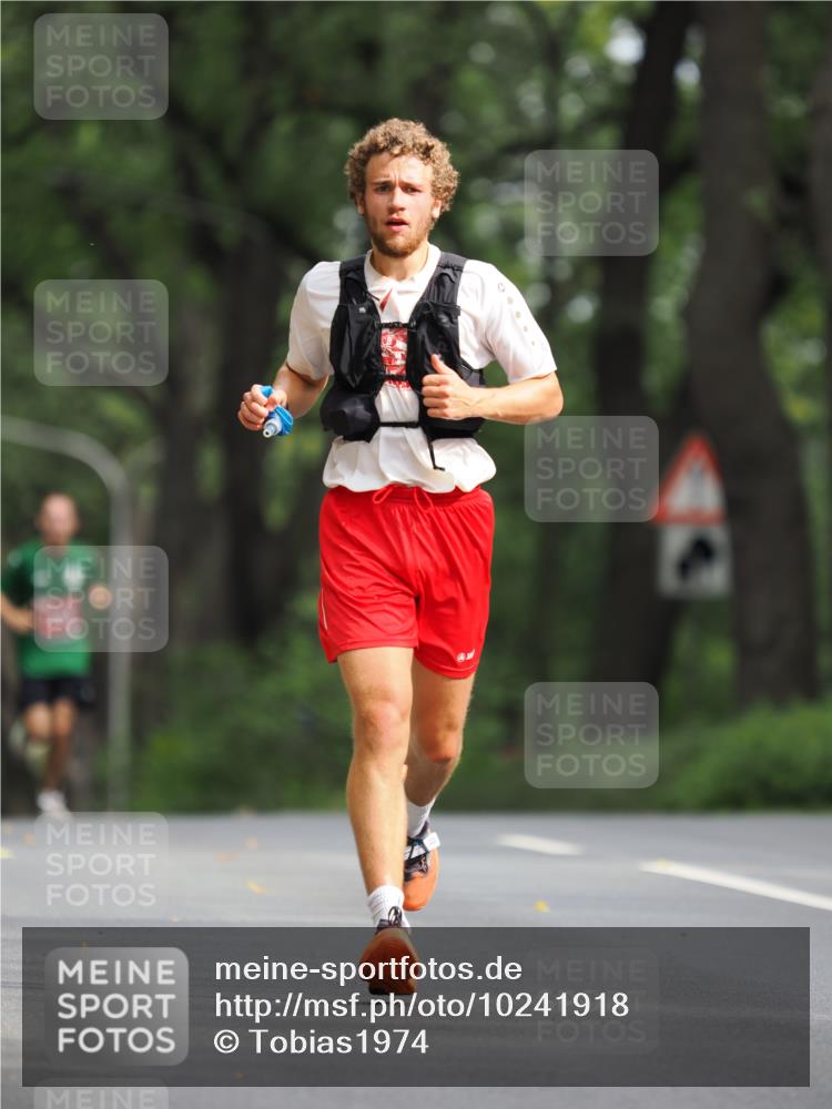 13.09.2026 - 21. swb-Marathon Bremen TobiasT http://msf.ph/oto/10241918 13.09.2026 11:18:24 Laufen  meine-sportfotos.de