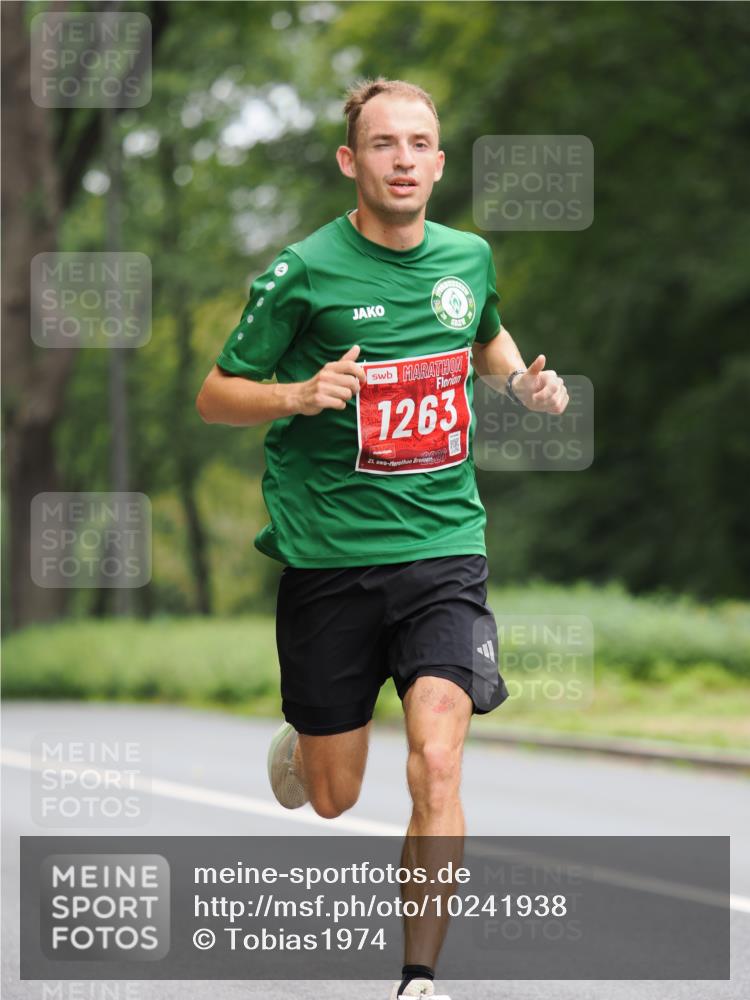 13.09.2026 - 21. swb-Marathon Bremen TobiasT http://msf.ph/oto/10241938 13.09.2026 11:18:37 Laufen 1263, 21 meine-sportfotos.de