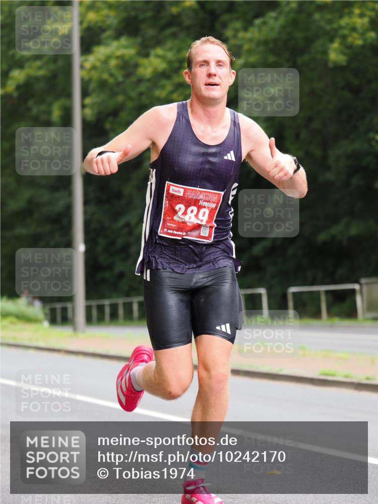 13.09.2026 - 21. swb-Marathon Bremen TobiasT http://msf.ph/oto/10242170 13.09.2026 11:21:12 Laufen 289, 21 meine-sportfotos.de