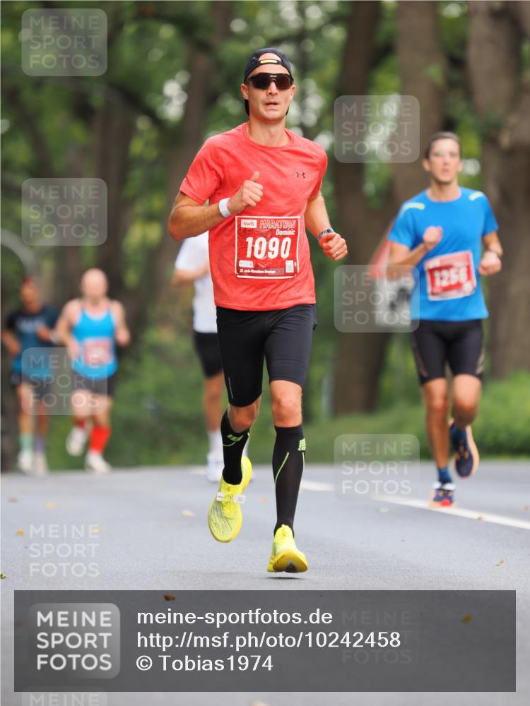 13.09.2026 - 21. swb-Marathon Bremen TobiasT http://msf.ph/oto/10242458 13.09.2026 11:28:47 Laufen 1090, 21, 26 meine-sportfotos.de