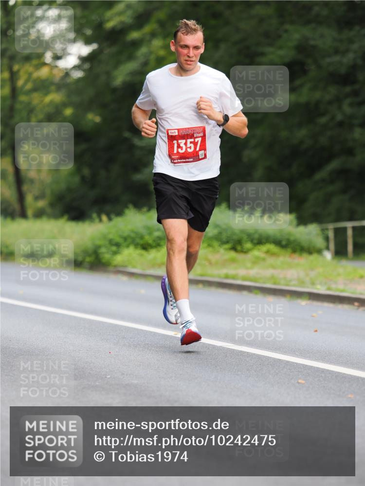 13.09.2026 - 21. swb-Marathon Bremen TobiasT http://msf.ph/oto/10242475 13.09.2026 11:28:55 Laufen 1357, 26 meine-sportfotos.de