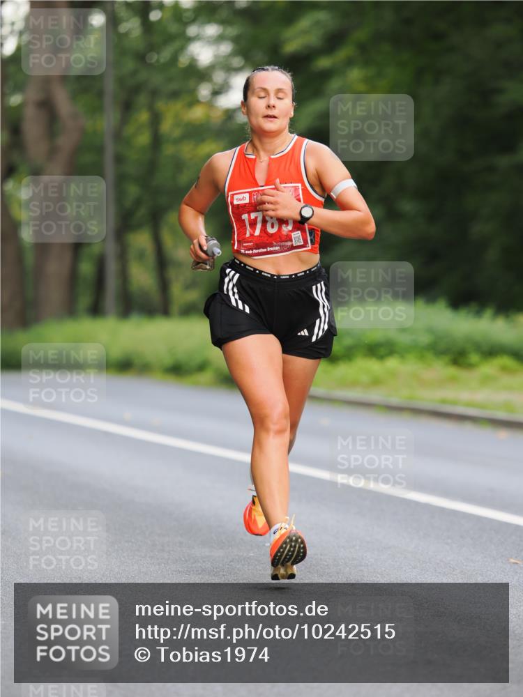 13.09.2026 - 21. swb-Marathon Bremen TobiasT http://msf.ph/oto/10242515 13.09.2026 11:29:08 Laufen 1785, 40 meine-sportfotos.de