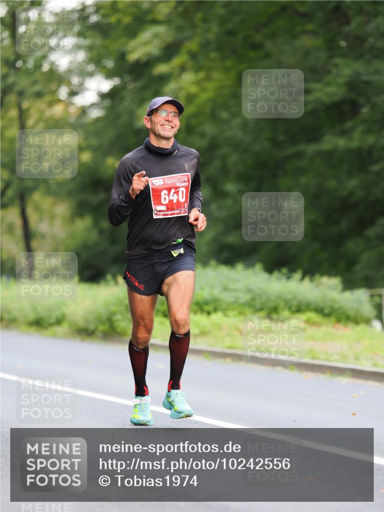 13.09.2026 - 21. swb-Marathon Bremen TobiasT http://msf.ph/oto/10242556 13.09.2026 11:29:23 Laufen 640 meine-sportfotos.de