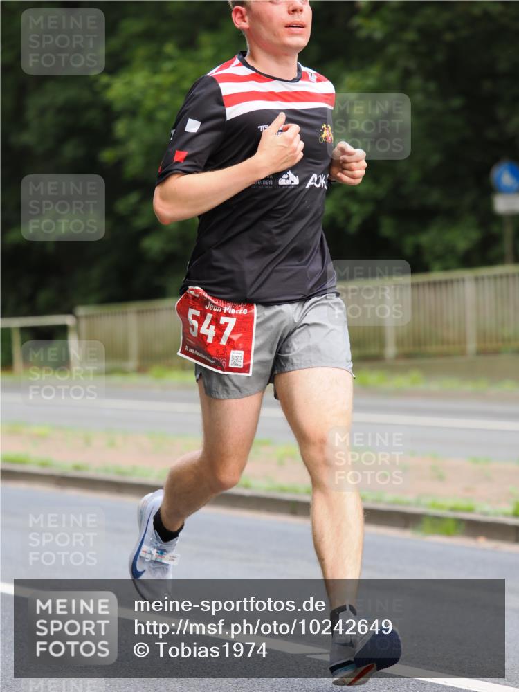 13.09.2026 - 21. swb-Marathon Bremen TobiasT http://msf.ph/oto/10242649 13.09.2026 11:30:22 Laufen 547, 21 meine-sportfotos.de