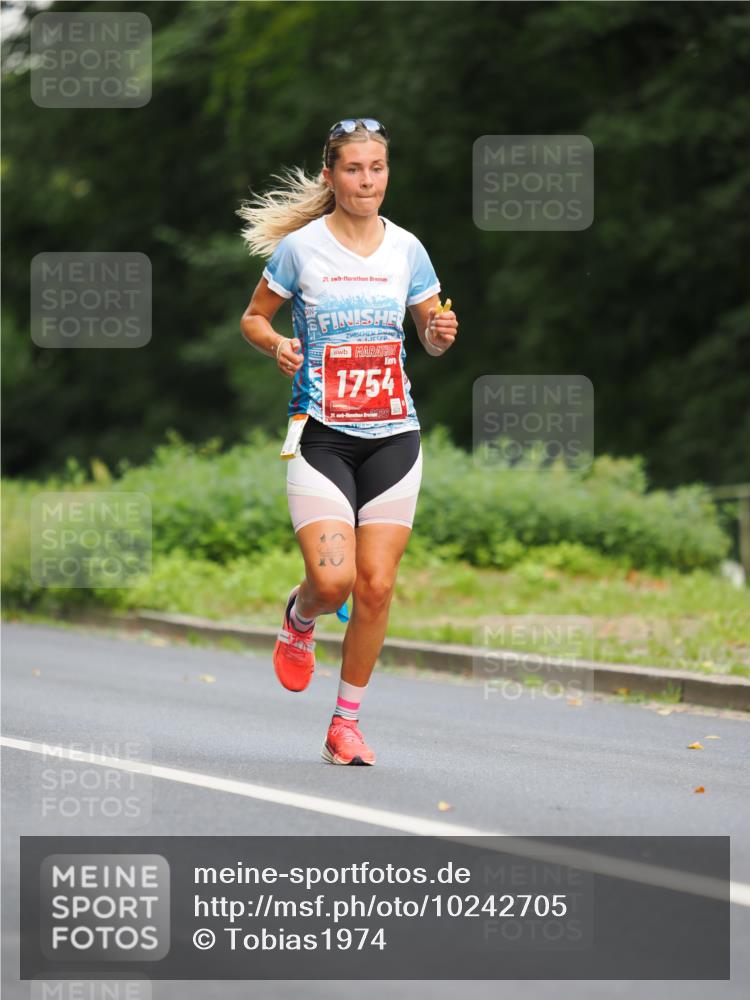 13.09.2026 - 21. swb-Marathon Bremen TobiasT http://msf.ph/oto/10242705 13.09.2026 11:30:49 Laufen 21, 1754, 21, 26 meine-sportfotos.de