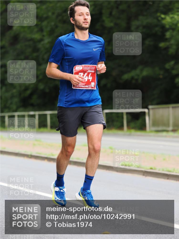 13.09.2026 - 21. swb-Marathon Bremen TobiasT http://msf.ph/oto/10242991 13.09.2026 11:33:42 Laufen 44, 21, 26 meine-sportfotos.de