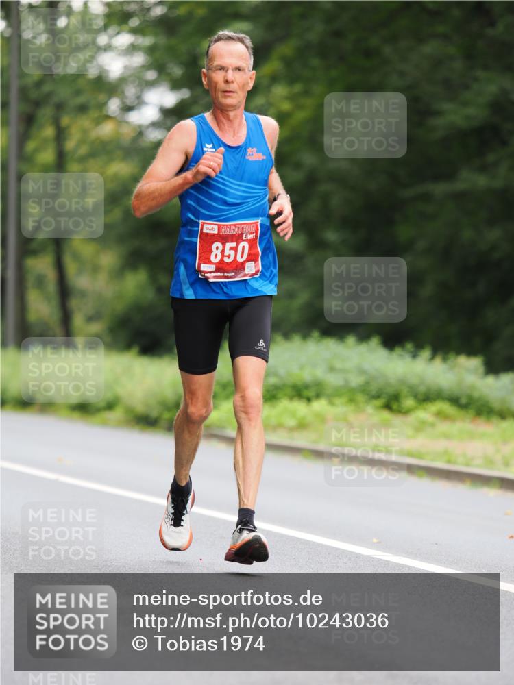 13.09.2026 - 21. swb-Marathon Bremen TobiasT http://msf.ph/oto/10243036 13.09.2026 11:34:12 Laufen 0751, 850 meine-sportfotos.de