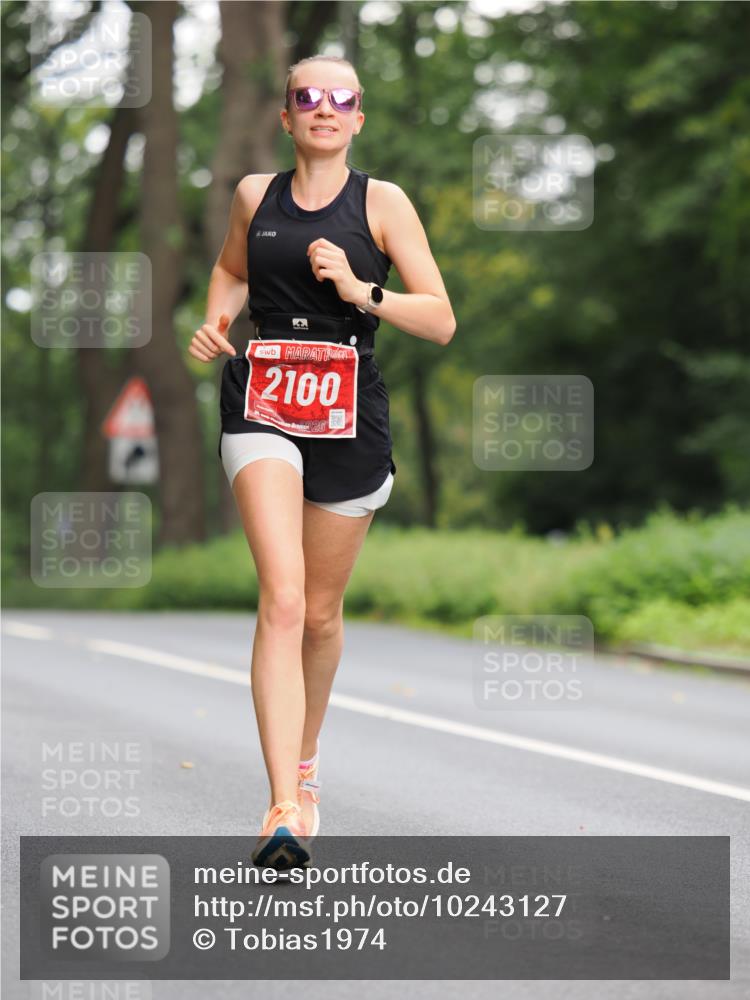 13.09.2026 - 21. swb-Marathon Bremen TobiasT http://msf.ph/oto/10243127 13.09.2026 11:35:25 Laufen 2100 meine-sportfotos.de