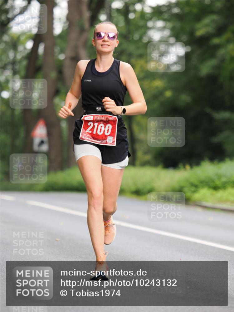 13.09.2026 - 21. swb-Marathon Bremen TobiasT http://msf.ph/oto/10243132 13.09.2026 11:35:26 Laufen 2100, 21, 2101 meine-sportfotos.de