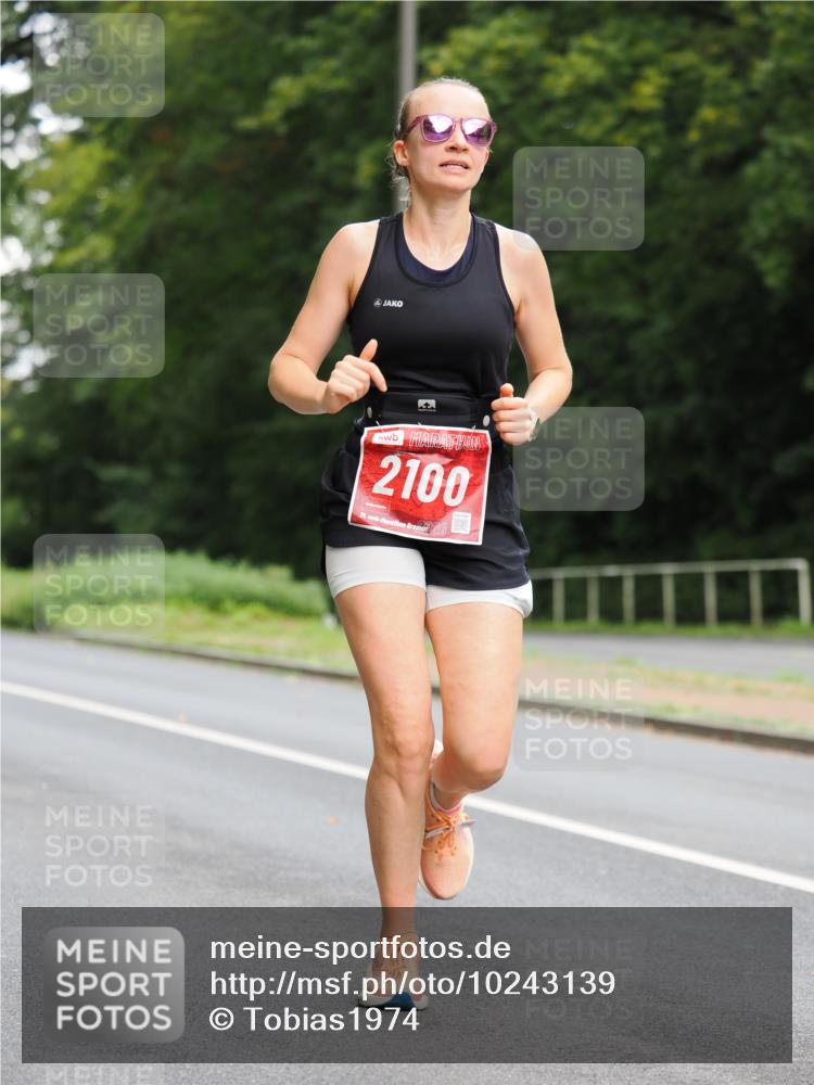 13.09.2026 - 21. swb-Marathon Bremen TobiasT http://msf.ph/oto/10243139 13.09.2026 11:35:28 Laufen 2100, 21, 26 meine-sportfotos.de