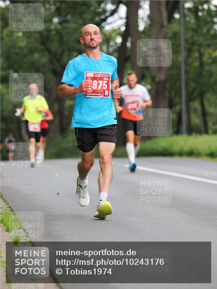 13.09.2026 - 21. swb-Marathon Bremen TobiasT http://msf.ph/oto/10243176 13.09.2026 11:35:56 Laufen 975, 21, 26 meine-sportfotos.de