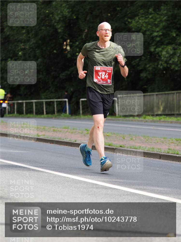 13.09.2026 - 21. swb-Marathon Bremen TobiasT http://msf.ph/oto/10243778 13.09.2026 11:42:27 Laufen 384 meine-sportfotos.de