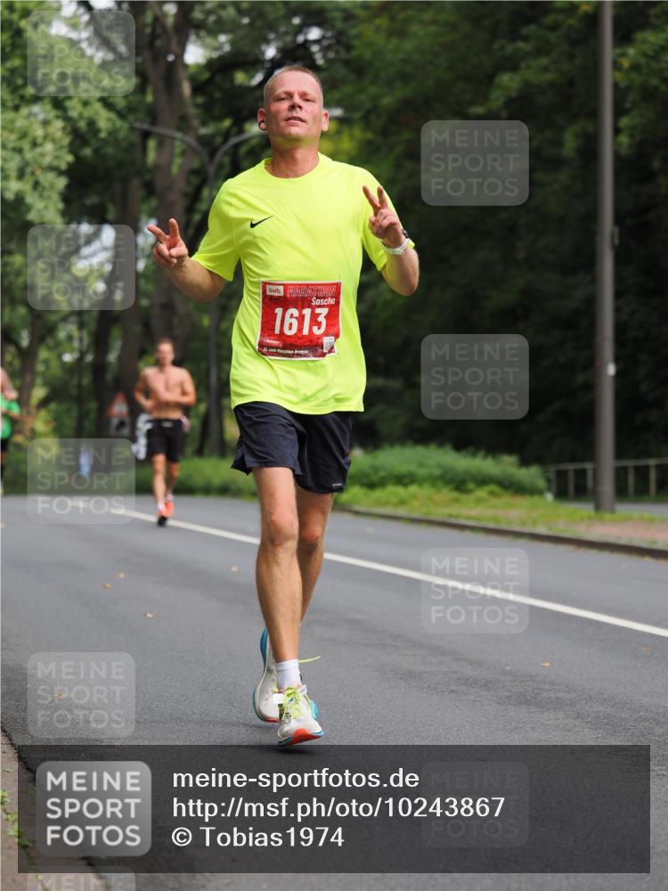 13.09.2026 - 21. swb-Marathon Bremen TobiasT http://msf.ph/oto/10243867 13.09.2026 11:43:19 Laufen 1613, 21 meine-sportfotos.de