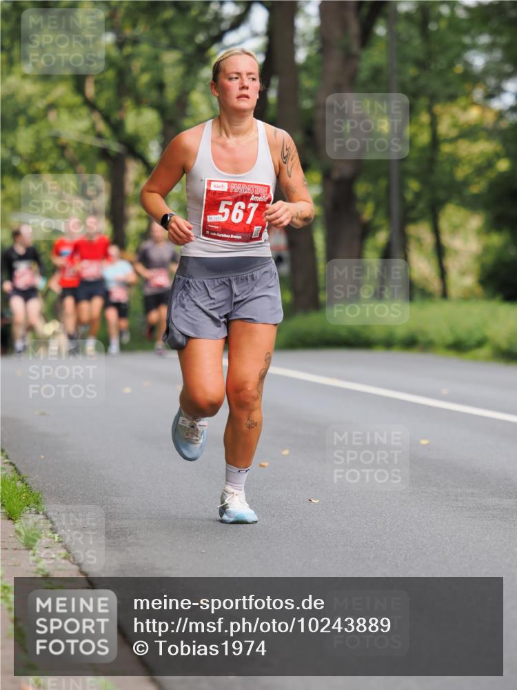 13.09.2026 - 21. swb-Marathon Bremen TobiasT http://msf.ph/oto/10243889 13.09.2026 11:43:34 Laufen 567, 1480, 21 meine-sportfotos.de