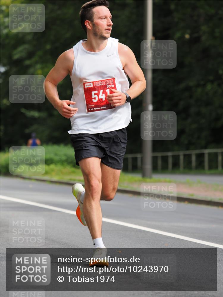 13.09.2026 - 21. swb-Marathon Bremen TobiasT http://msf.ph/oto/10243970 13.09.2026 11:44:15 Laufen 54, 21, 26 meine-sportfotos.de