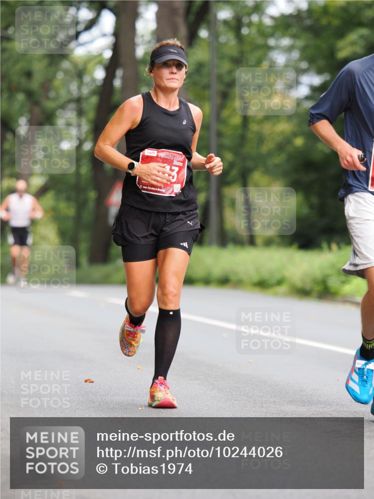 13.09.2026 - 21. swb-Marathon Bremen TobiasT http://msf.ph/oto/10244026 13.09.2026 11:44:48 Laufen 21 meine-sportfotos.de