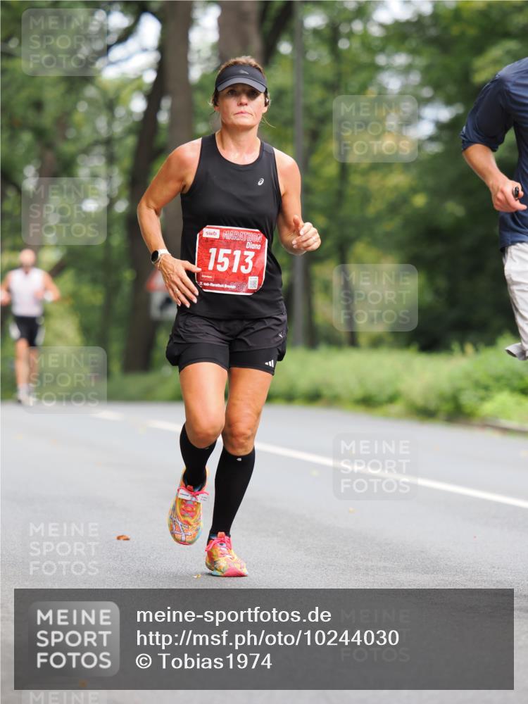 13.09.2026 - 21. swb-Marathon Bremen TobiasT http://msf.ph/oto/10244030 13.09.2026 11:44:48 Laufen 1513, 2, 26 meine-sportfotos.de