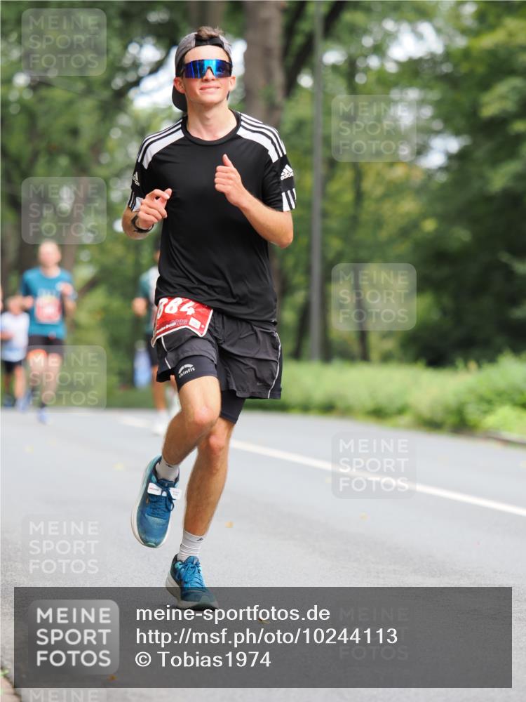 13.09.2026 - 21. swb-Marathon Bremen TobiasT http://msf.ph/oto/10244113 13.09.2026 11:45:38 Laufen 184, 126 meine-sportfotos.de