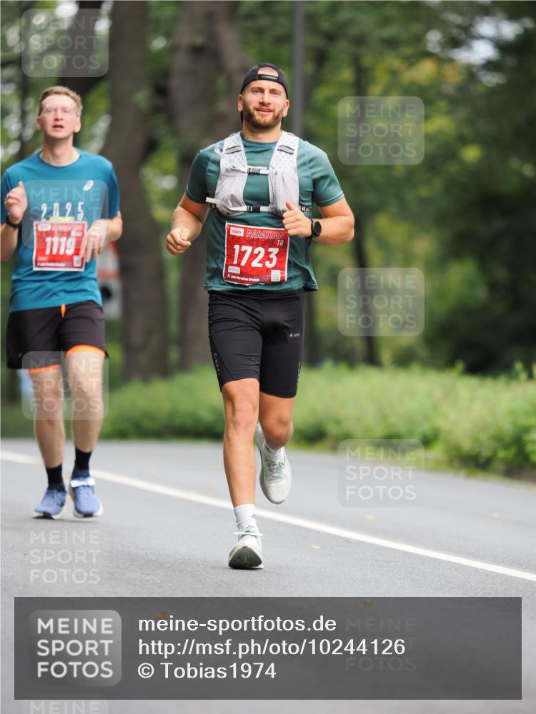 13.09.2026 - 21. swb-Marathon Bremen TobiasT http://msf.ph/oto/10244126 13.09.2026 11:45:43 Laufen 2125, 1119, 1723, 0150, 21, 26 meine-sportfotos.de