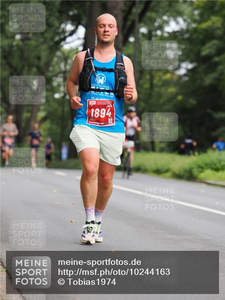 13.09.2026 - 21. swb-Marathon Bremen TobiasT http://msf.ph/oto/10244163 13.09.2026 11:46:13 Laufen 1894, 21 meine-sportfotos.de