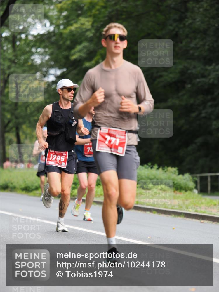 13.09.2026 - 21. swb-Marathon Bremen TobiasT http://msf.ph/oto/10244178 13.09.2026 11:46:27 Laufen 1285, 74 meine-sportfotos.de