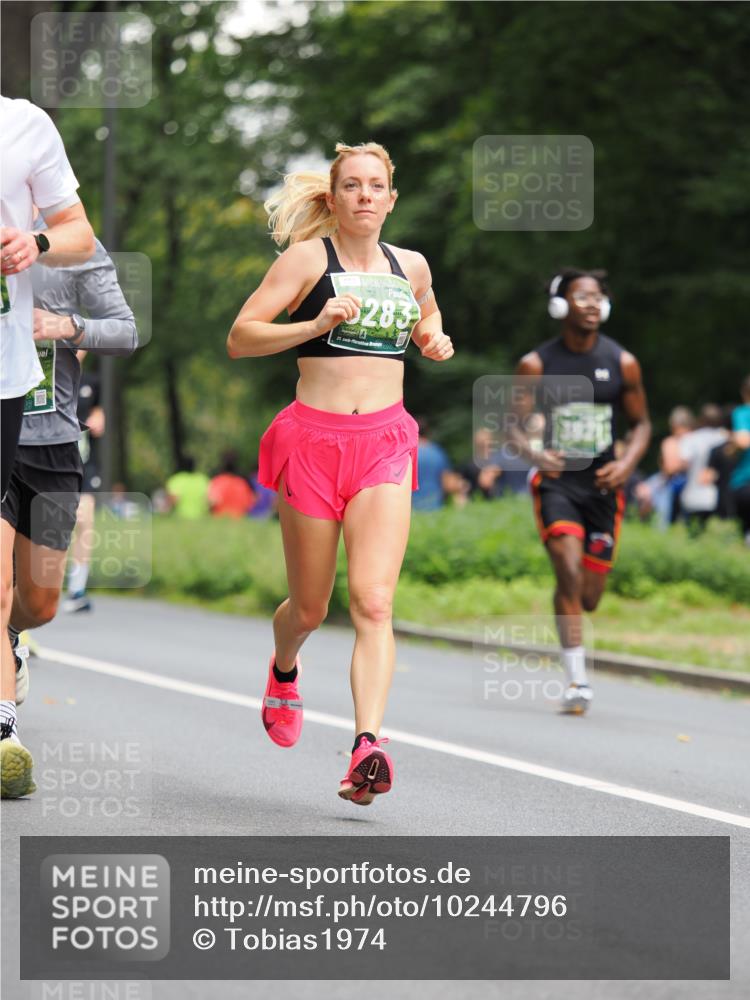 13.09.2026 - 21. swb-Marathon Bremen TobiasT http://msf.ph/oto/10244796 13.09.2026 11:52:10 Laufen 283, 21 meine-sportfotos.de
