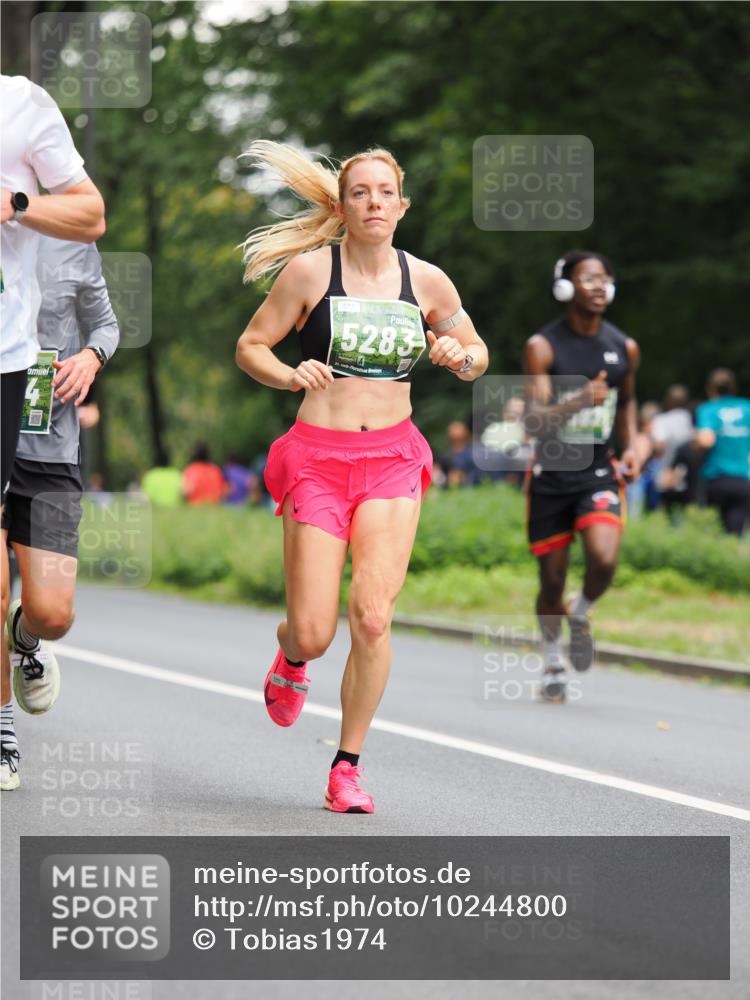 13.09.2026 - 21. swb-Marathon Bremen TobiasT http://msf.ph/oto/10244800 13.09.2026 11:52:10 Laufen 5283, 21 meine-sportfotos.de