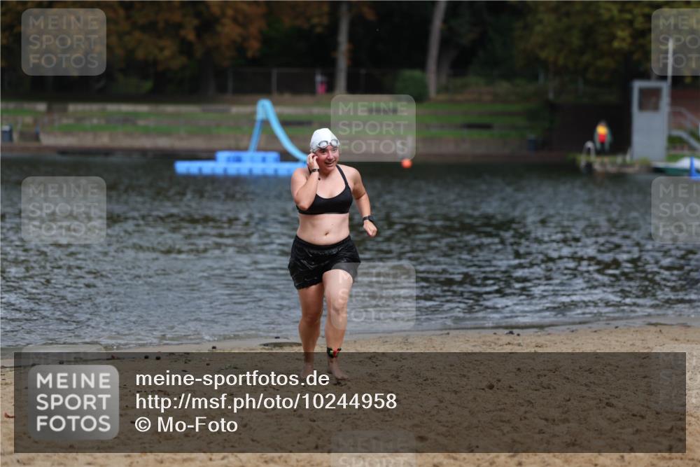 13.09.2026 - Stadtparktriathlon Mo-Foto http://msf.ph/oto/10244958 13.09.2026 12:19:34 Schwimmen 1082 meine-sportfotos.de