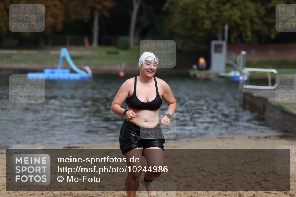13.09.2026 - Stadtparktriathlon Mo-Foto http://msf.ph/oto/10244986 13.09.2026 12:19:36 Schwimmen 1082 meine-sportfotos.de