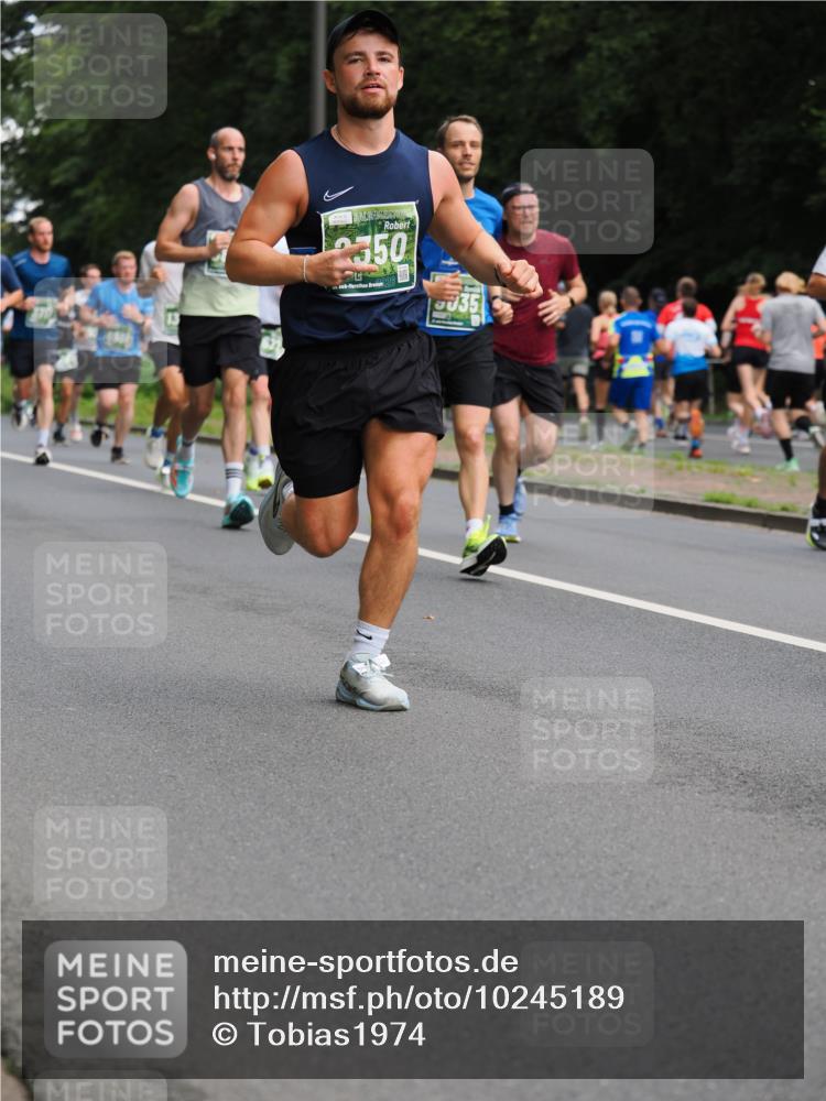 13.09.2026 - 21. swb-Marathon Bremen TobiasT http://msf.ph/oto/10245189 13.09.2026 11:54:44 Laufen 350, 35 meine-sportfotos.de