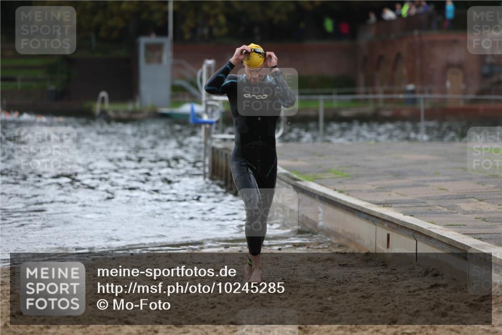 13.09.2026 - Stadtparktriathlon Mo-Foto http://msf.ph/oto/10245285 13.09.2026 12:29:48 Schwimmen 1224 meine-sportfotos.de